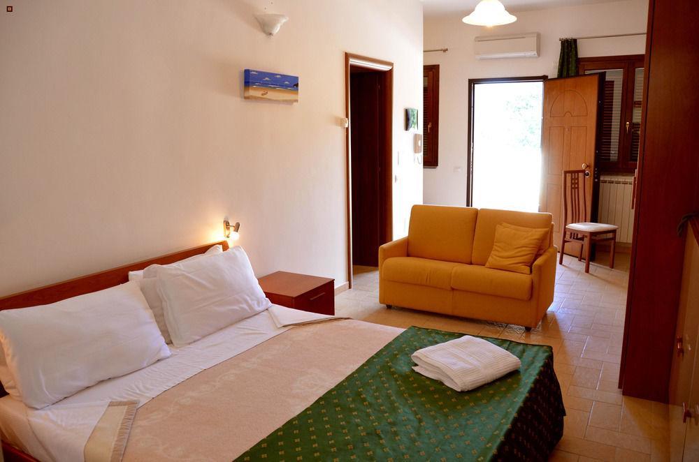 Aparthotel Il Casaletto Dei Ludi Aranova Exterior foto